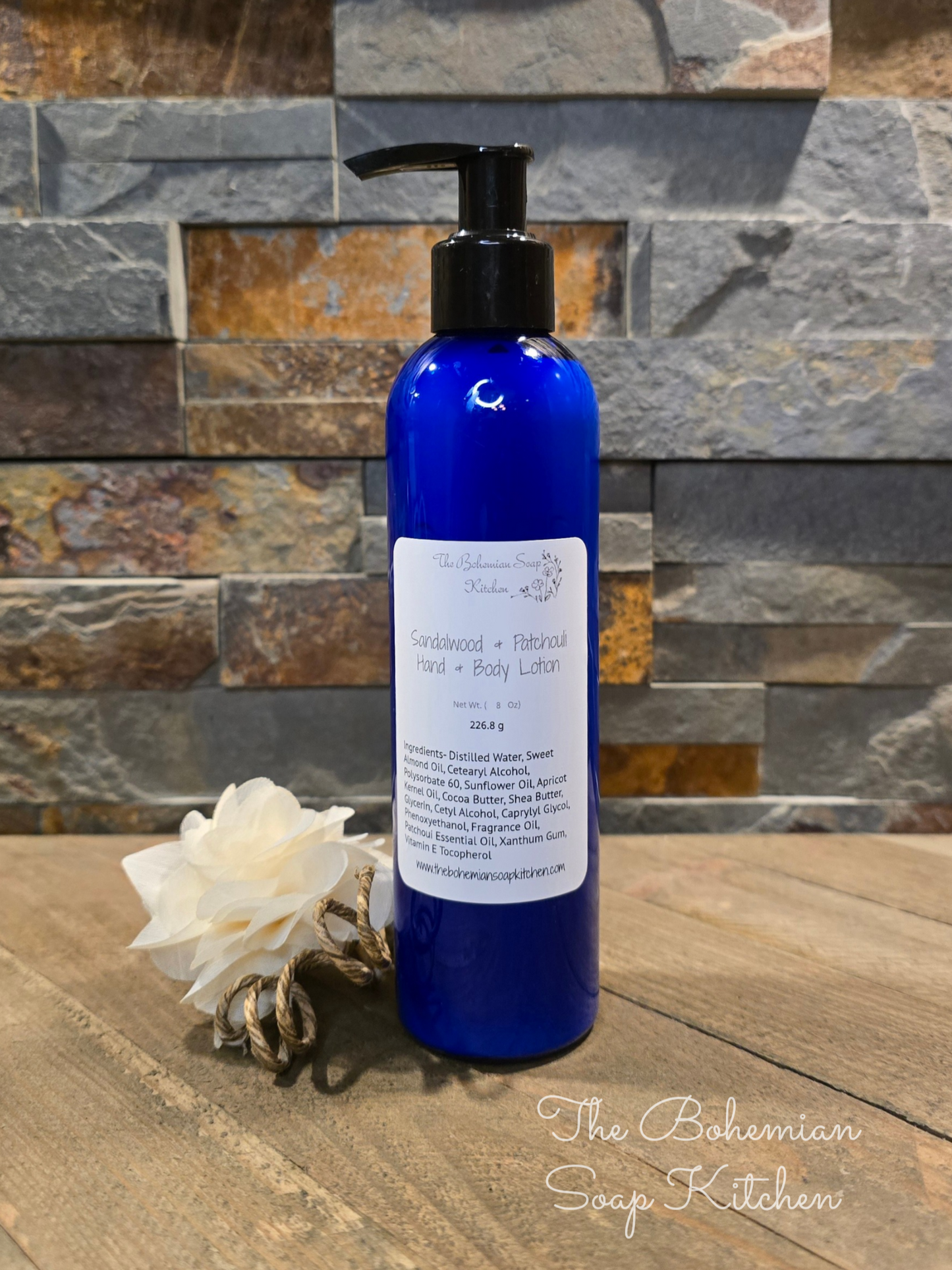 Sandalwood & Patchouli Hand & Body Lotion